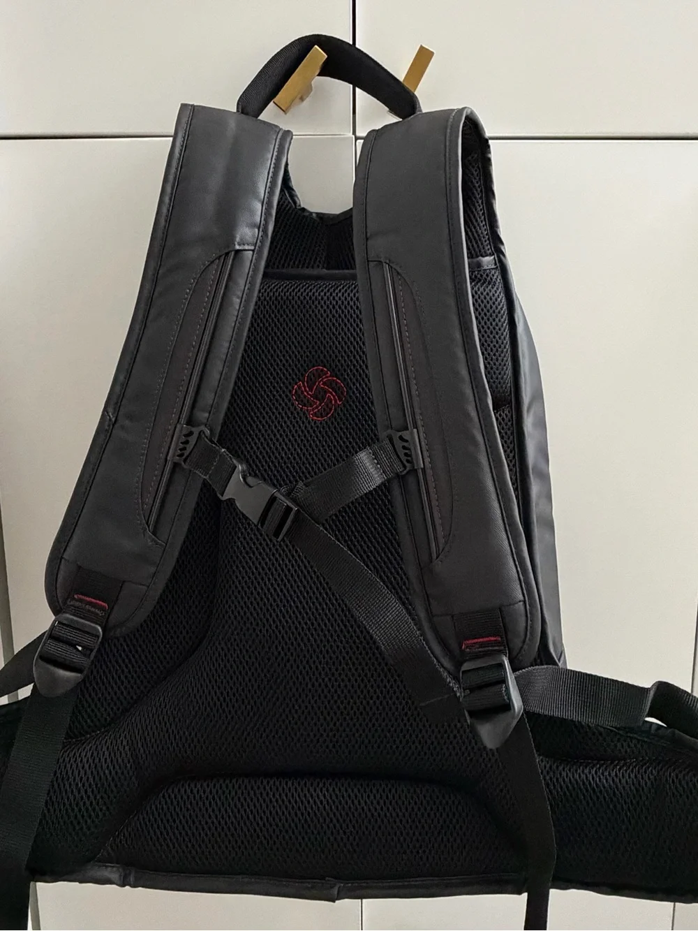Samsonite Black Backpack with Red Trim - Men's Commuter Laptop Pack